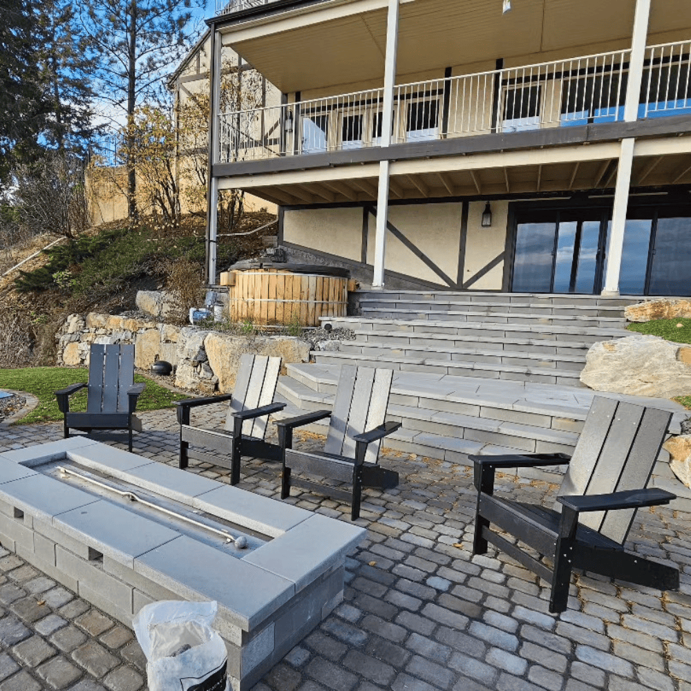 interlocking paver patio & fire pit
