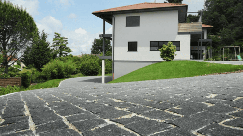 Modern cobblestone driveway